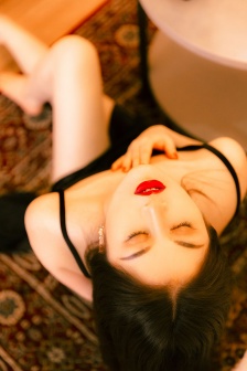 山村乱弄老女人